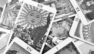 tarot-cards-7NDFQVY.jpg